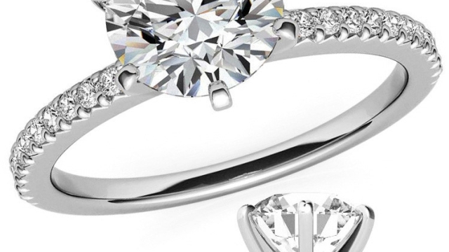 Sparkle Without Breaking the Bank: The Beauty of Moissanite Engagement Rings